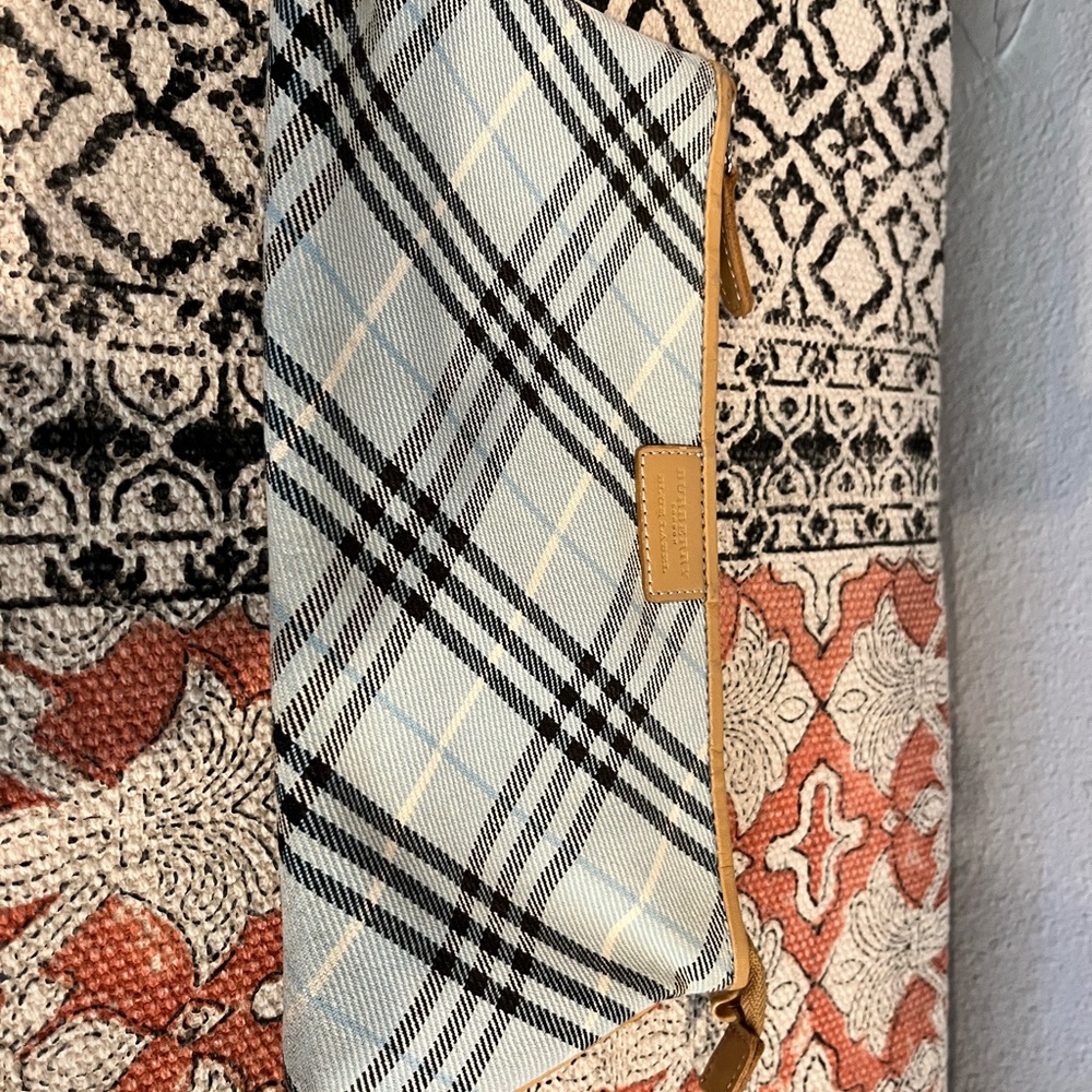 Burberry Pouch - image 2